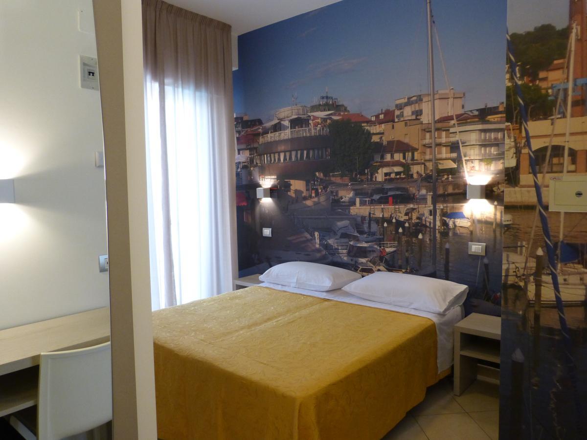 Hotel D'Annunzio Cattolica Eksteriør billede